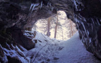 Jaskinia Smocza Jama zimą
