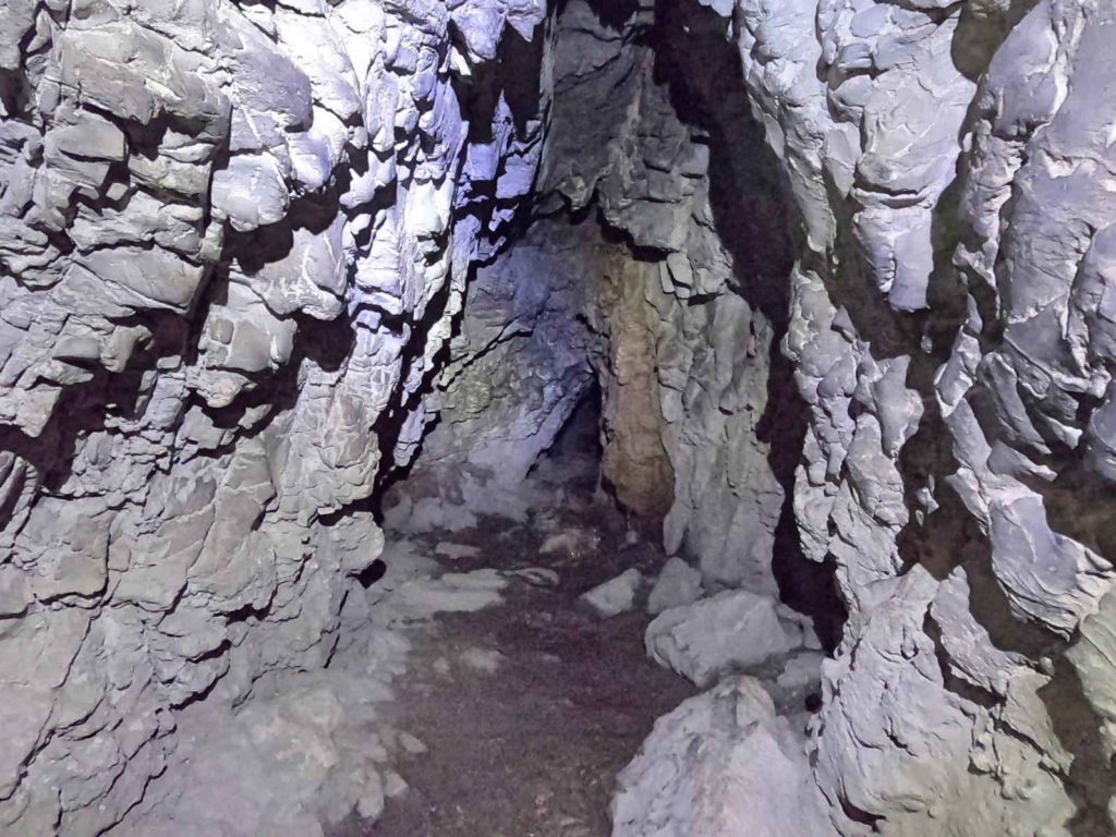 Jaskinia Obłazkowa, zwiedzanie zimą
